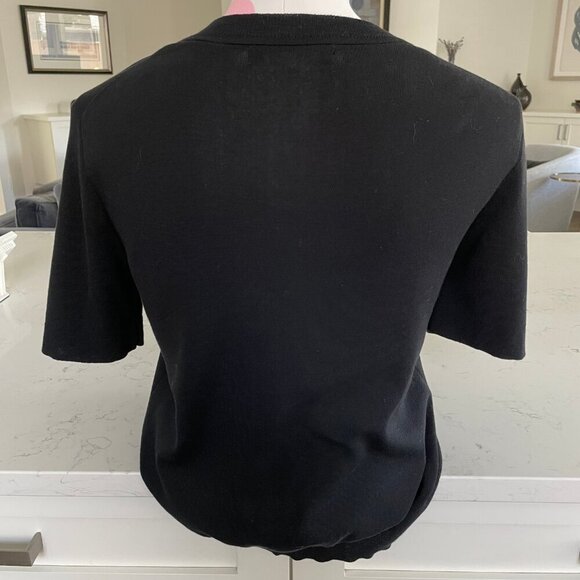 III Viviniko Rare SS Crew Neck Knit Top w Raised Graphics Blk Red Blue Sz M - Picture 4 of 11